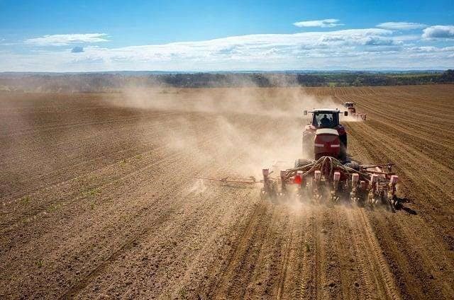 Посівна на Рівненщині: аграрії збільшують темпи роботи