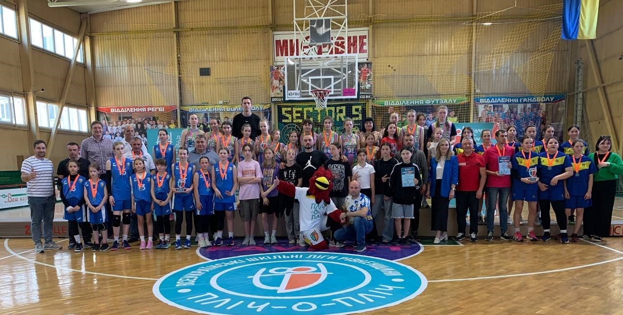Краща баскетбольна команда серед дівчат на Рівненщині в шкільних лігах: хто переміг
