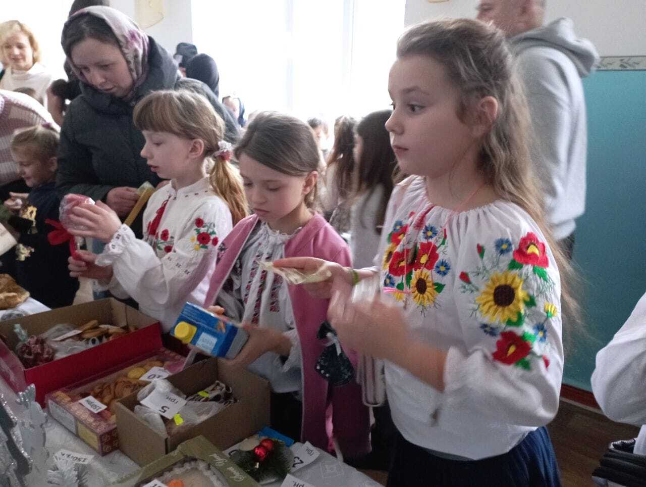 Школярі з Рівненщини зібрали для ЗСУ більше ста тисяч гривень