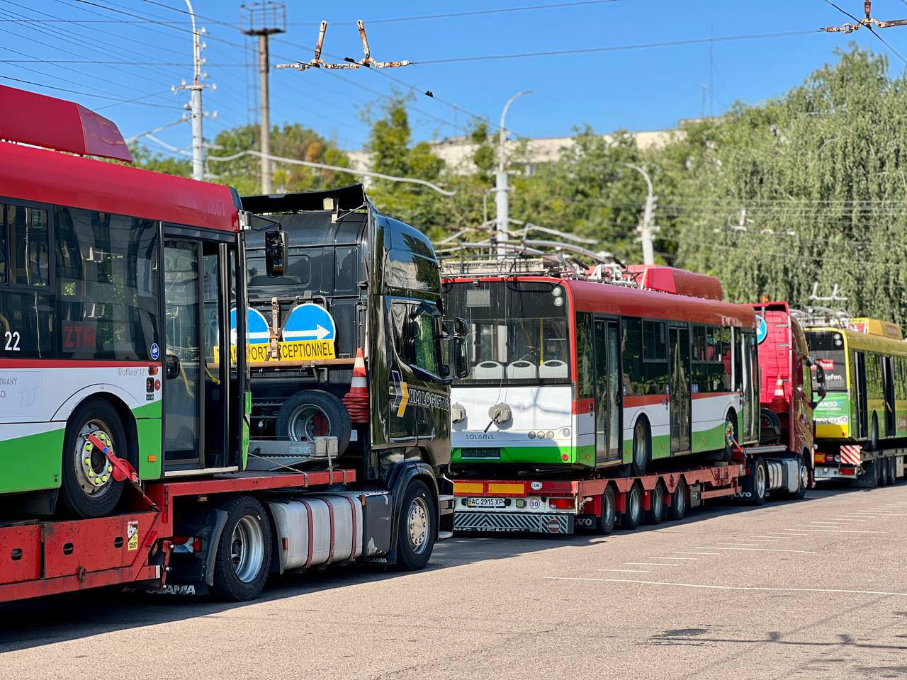 Чотири тролейбуси поповнили автопарк Рівного
