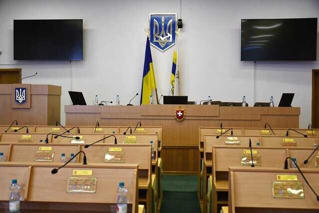Депутати Рівненської обласної ради звітуватимуться по-новому: що зміниться