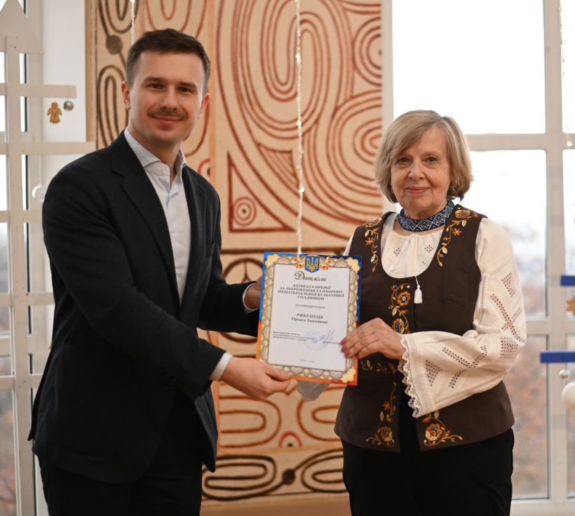 Рівненська майстриня стала лауреаткою премії з охорони нематеріальної культурної спадщини України