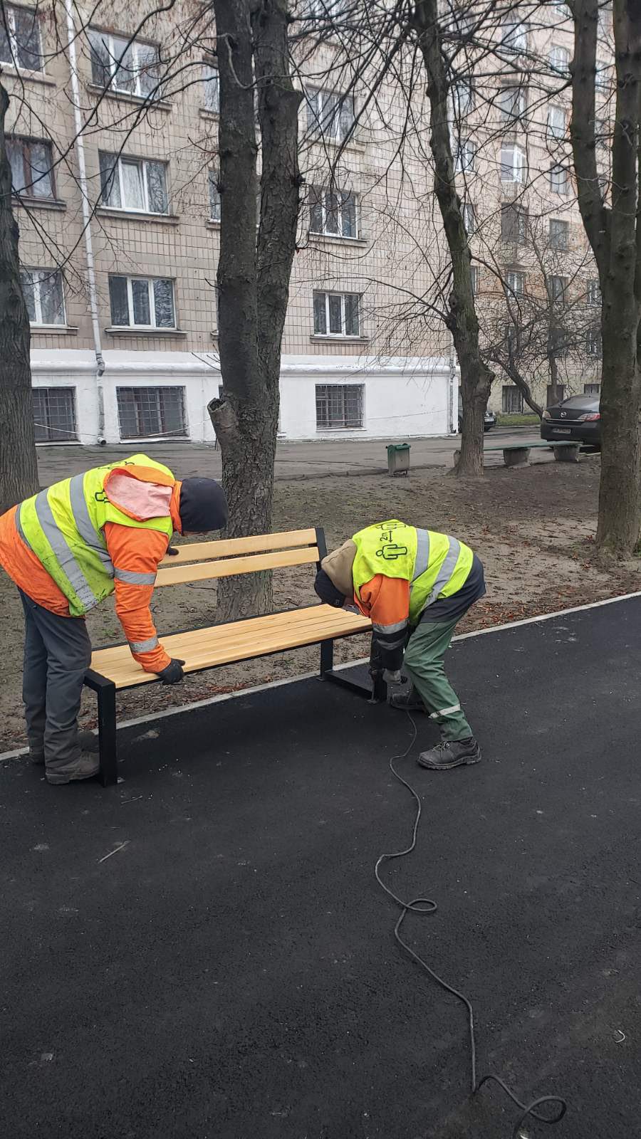 Комунальники Рівного продовжують облагороджувати наше місто