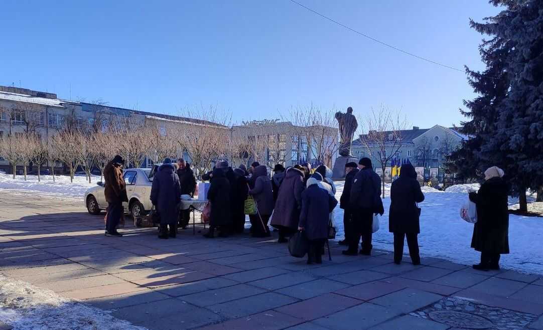 Попит зростає: як у Рівному роздають безкоштовні гарячі обіди